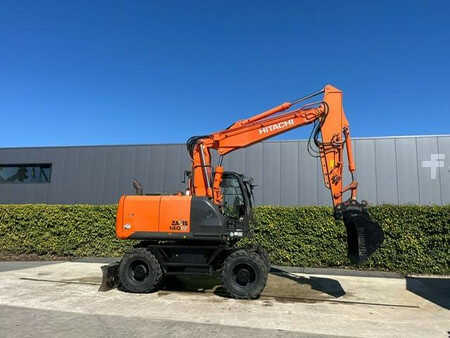Mobilní bagry 2015 Hitachi 140W-5B (3)