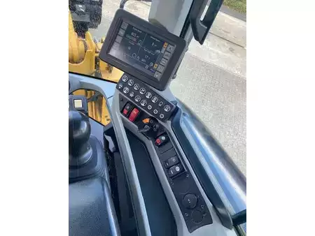 Ładowarki kołowe 2017 Caterpillar 926M (19)