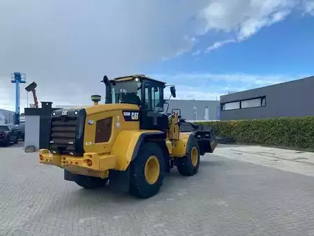 Ładowarki kołowe 2017 Caterpillar 926M (2)