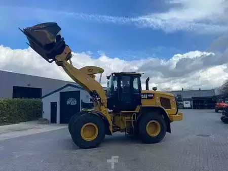 Ładowarki kołowe 2017 Caterpillar 926M (21)