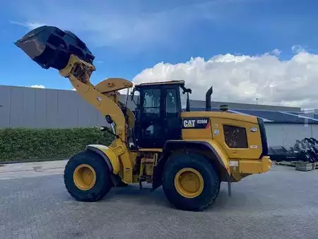 Ładowarki kołowe 2017 Caterpillar 926M (22)