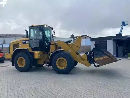 Ładowarki kołowe 2017 Caterpillar 926M (8)