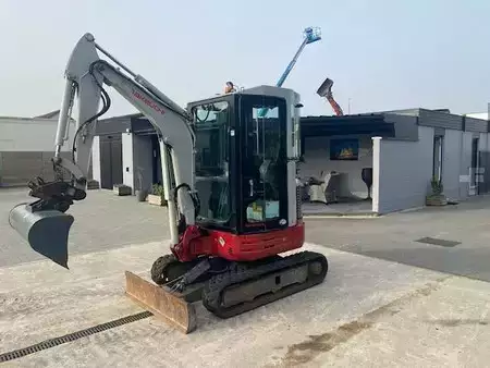 Minibagry 2019 Takeuchi TB 23 R (3)