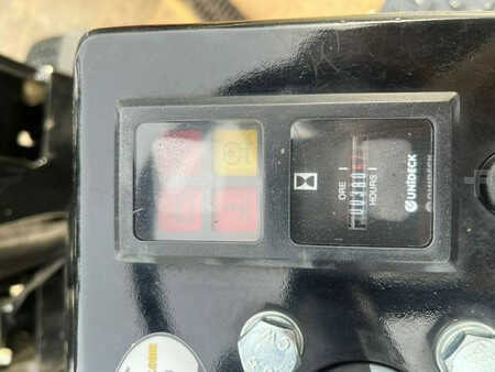 Kolové nakladače 2024 Knikmops KM 80 (12)