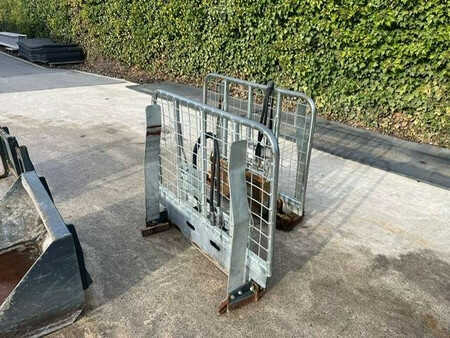 Kolové nakladače 2024 Knikmops KM 80 (19)