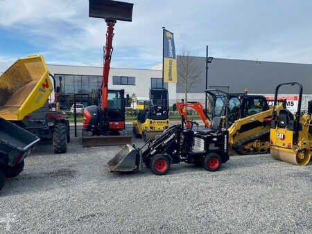 Kolové nakladače 2024 Knikmops KM 80 (2)