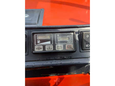 Lánctalpas dömperek 2017 Kubota KC 250 HR-4 (9)