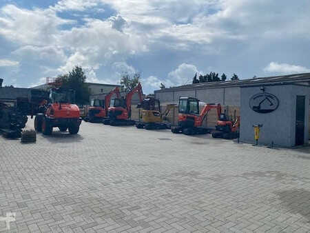 Rupsgraafmachines 2017 Doosan DX140 LCR-5 (35)