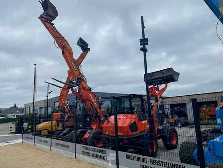 Wielladers 2018 Kubota R 065 (3)