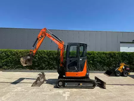 Minibagger 2016 Hitachi ZX 33 U-5A CLR (2)