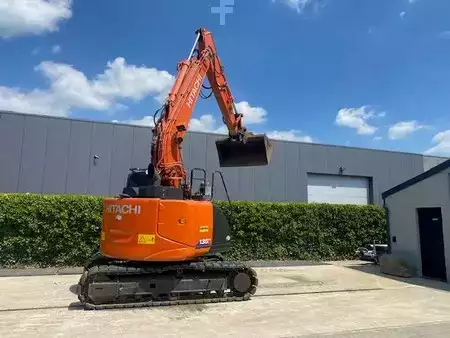 Bæltegraver 2020 Hitachi ZX 135 US-6 (2)