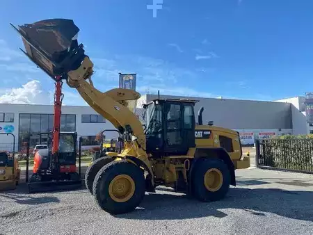 Pale Gommate 2017 Caterpillar 926M (4)