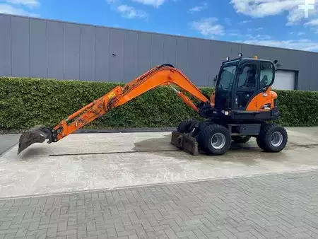 Mobil gravemaskin 2015 Doosan DX 55 W (9)