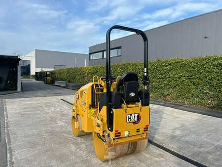Tandemwalze 2020 Caterpillar CB 1.7 (3)