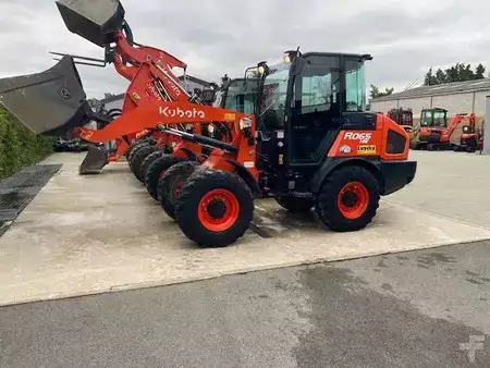 Wielladers 2018 Kubota R 065 (12)