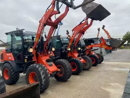 Wielladers 2018 Kubota R 065 (20)