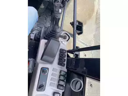 Wielladers 2018 Kubota R 065 (22)