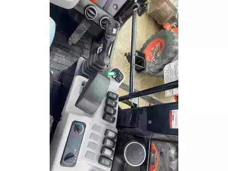 Wielladers 2018 Kubota R 065 (26)