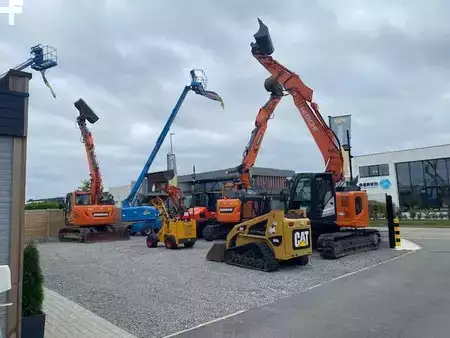 Wielladers 2018 Kubota R 065 (33)