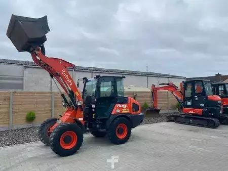 Wielladers 2018 Kubota R 065 (5)