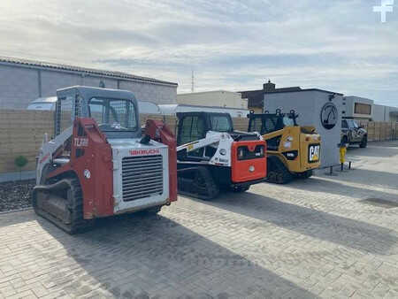 Wielladers 2013 Caterpillar 247 B 3 (38)