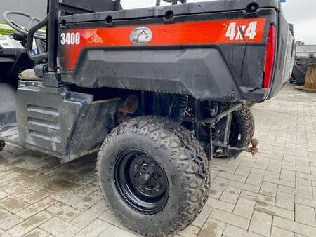 Outro 2013 Bobcat 3400 D (12)