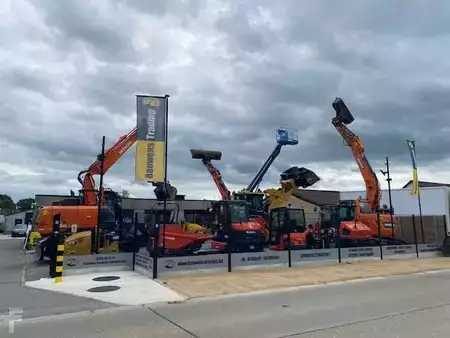 Mobil grävmaskin 2017 Hitachi ZX 140 W-6 (40)