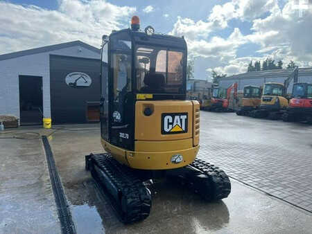 Minibagry 2018 Caterpillar 302.7 D CR (5)