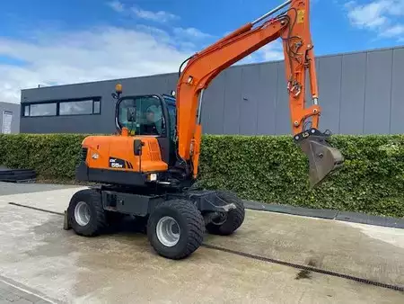 Mobil gravemaskin 2015 Doosan DX 55 W (3)