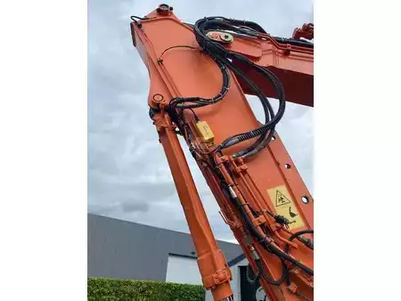 Mobil grävmaskin 2017 Hitachi ZX 140 W-6 (20)