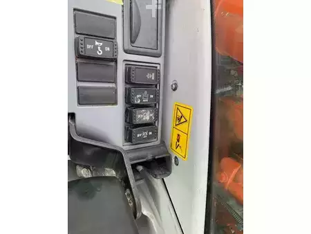 Mobil grävmaskin 2017 Hitachi ZX 140 W-6 (27)
