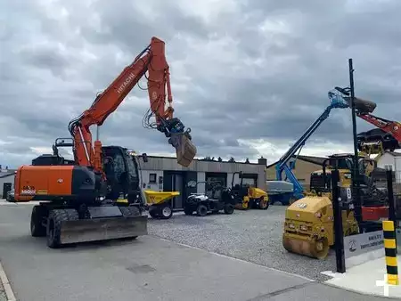 Mobil grävmaskin 2017 Hitachi ZX 140 W-6 (35)