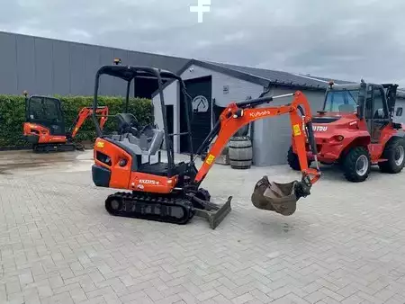mini escavadeira 2020 Kubota KX 015-4 (2)