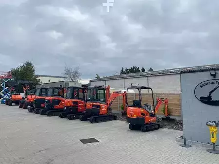 mini escavadeira 2020 Kubota KX 015-4 (9)