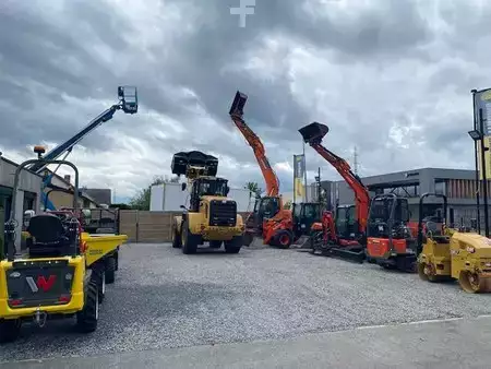 Mobilbagger 2017 Hitachi ZX 140 W-6 (34)