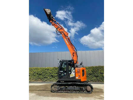 Korečková rýpadla 2020 Hitachi 135US-6 (2)