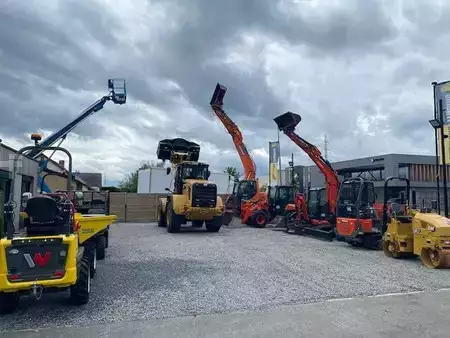 Mobilbagger 2017 Hitachi ZX 140 W-6 (34)