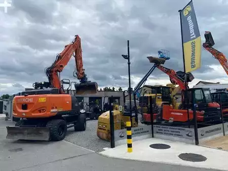 Mobilbagger 2017 Hitachi ZX 140 W-6 (39)