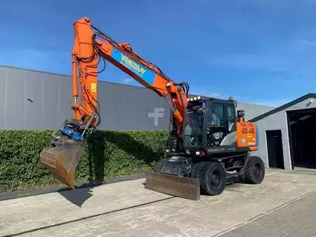 Mobilbagger 2019 Hitachi ZX 140 W-6 (1)