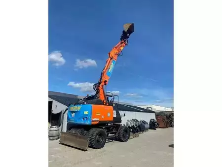 Mobilbagger 2019 Hitachi ZX 140 W-6 (27)