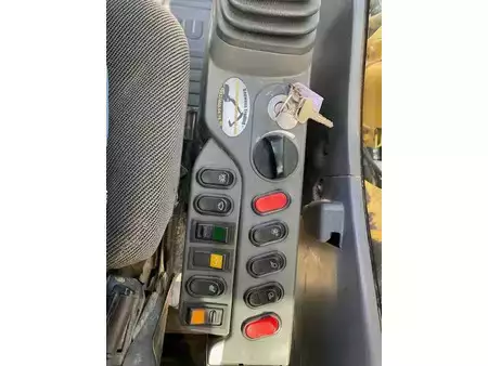 Mobilbagger 2015 Komatsu PW 148-8 (17)