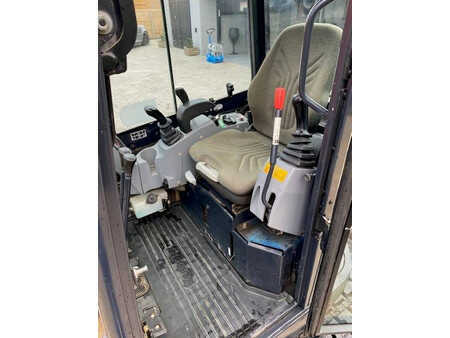 Minigraver 2021 Kubota U 27-4 (9)