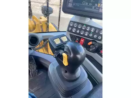 Kolové nakladače 2017 Caterpillar 926M (18)