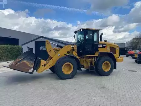 Kolové nakladače 2017 Caterpillar 926M (2)