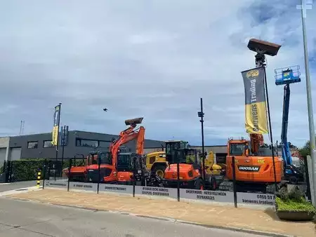 Wielladers 2017 Caterpillar 926M (2)