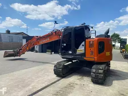 Bæltegraver 2020 Hitachi ZX 135 US-6 (5)