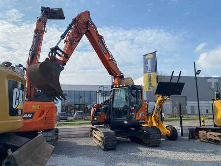 Escavadora de rastos 2017 Doosan DX140 LCR-5 (14)