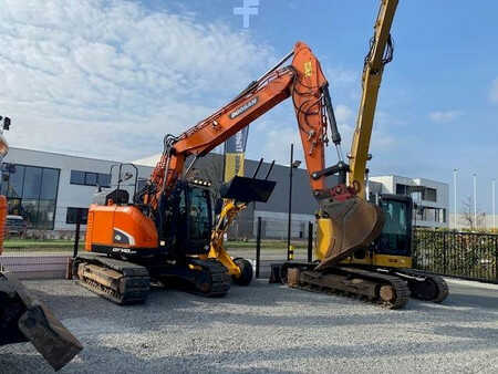 Escavadora de rastos 2017 Doosan DX140 LCR-5 (23)