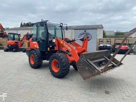 Wielladers 2022 Kubota R 070 (5)