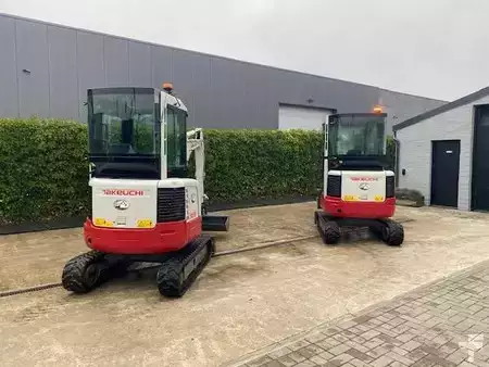 Minibagry 2019 Takeuchi TB 23 R (3)